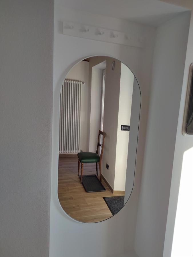 Casa Mantel Holiday Home Panoramic View In Langhe Новело Екстериор снимка