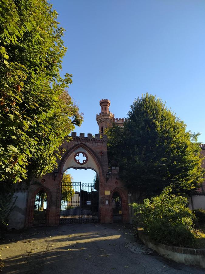 Casa Mantel Holiday Home Panoramic View In Langhe Новело Екстериор снимка
