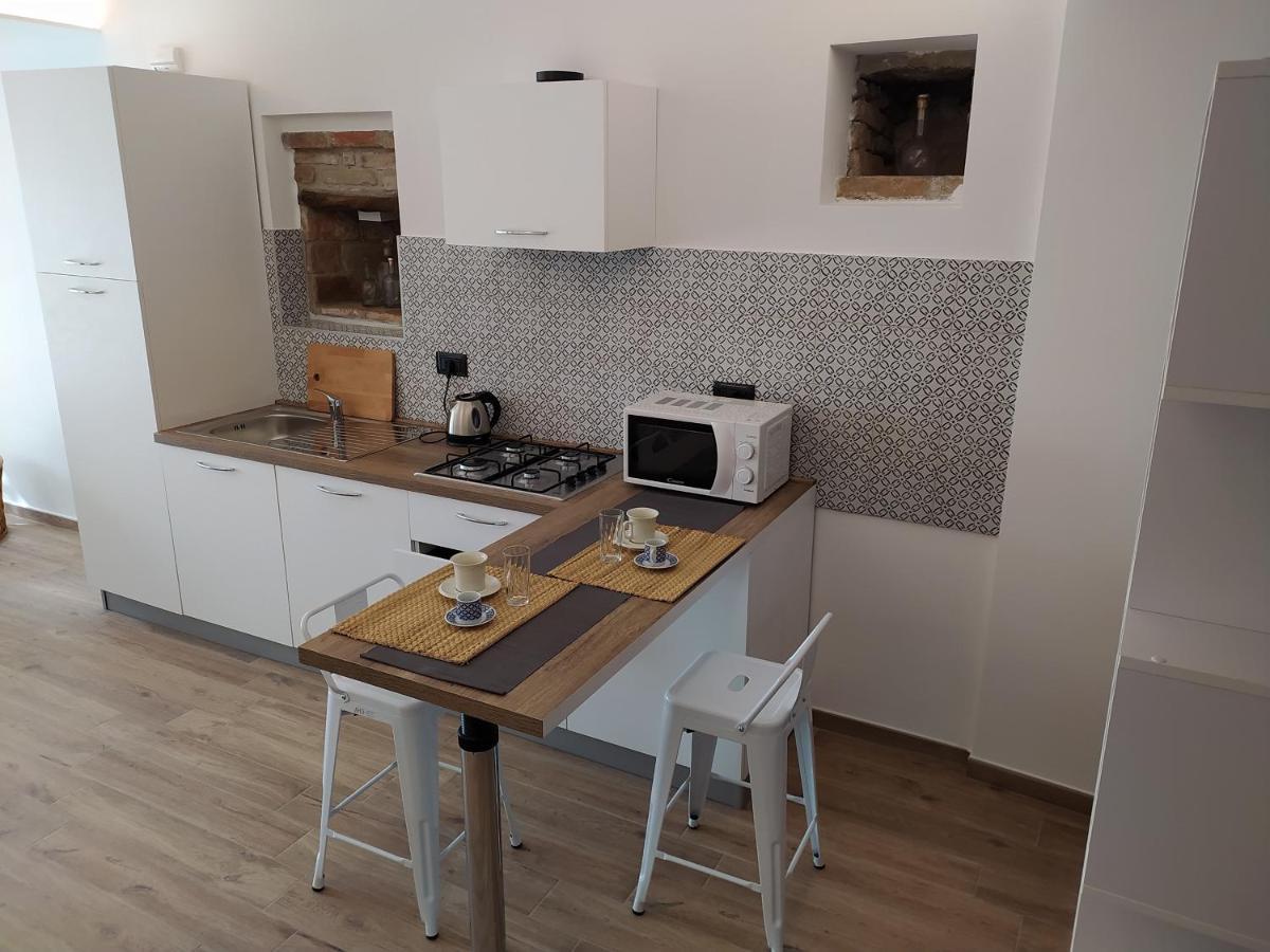 Casa Mantel Holiday Home Panoramic View In Langhe Новело Екстериор снимка